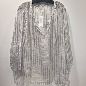 NWT Eileen Fisher wide neck box top
